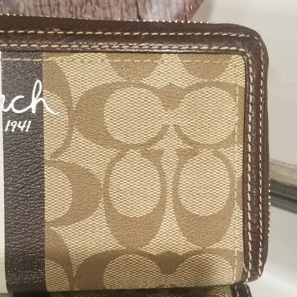 COACH Heritage Coated Canvas Full Size Wallet - Picture 6 of 10